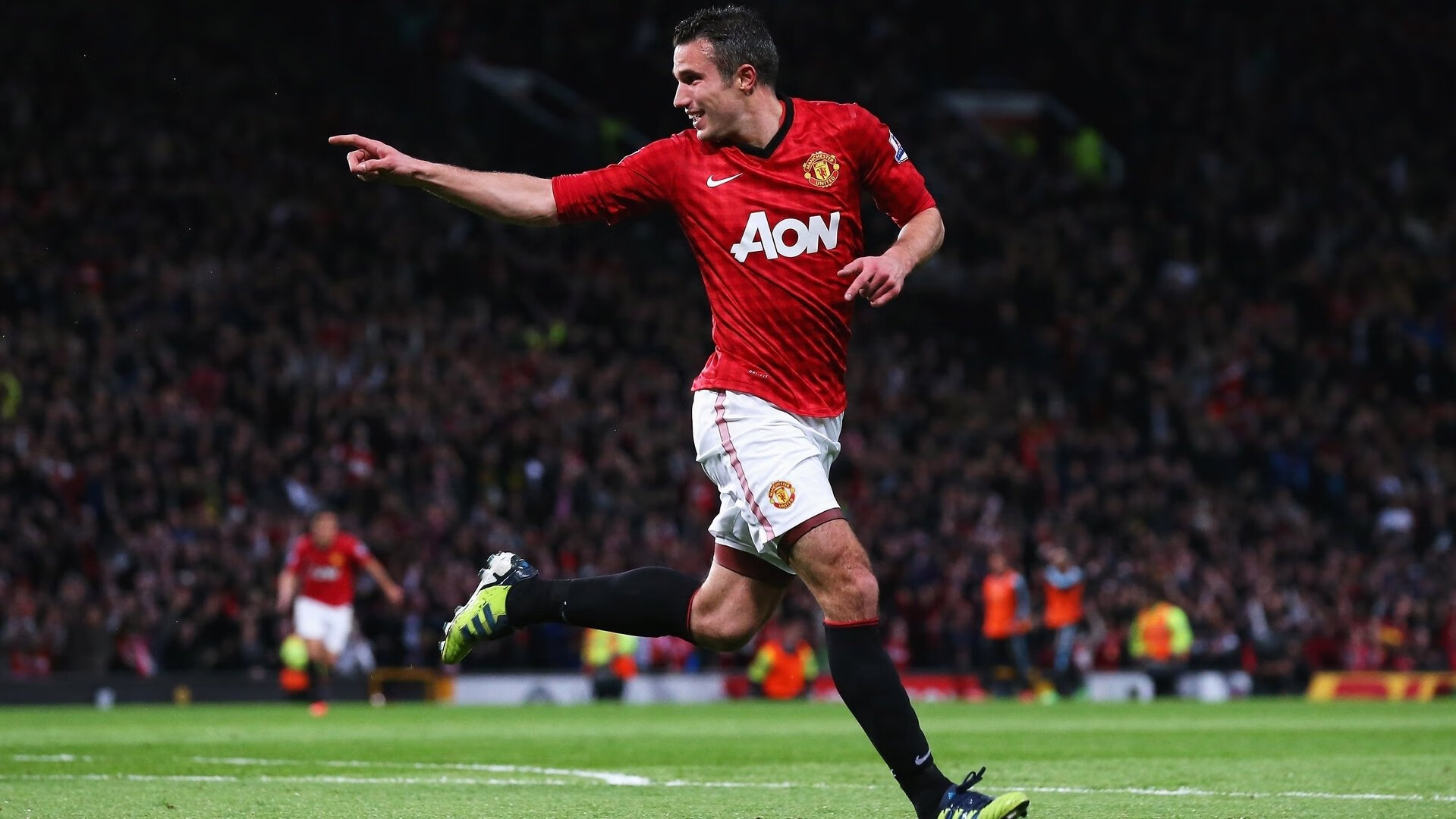 西甲国家德比之夜，浓眉关键进球定乾坤