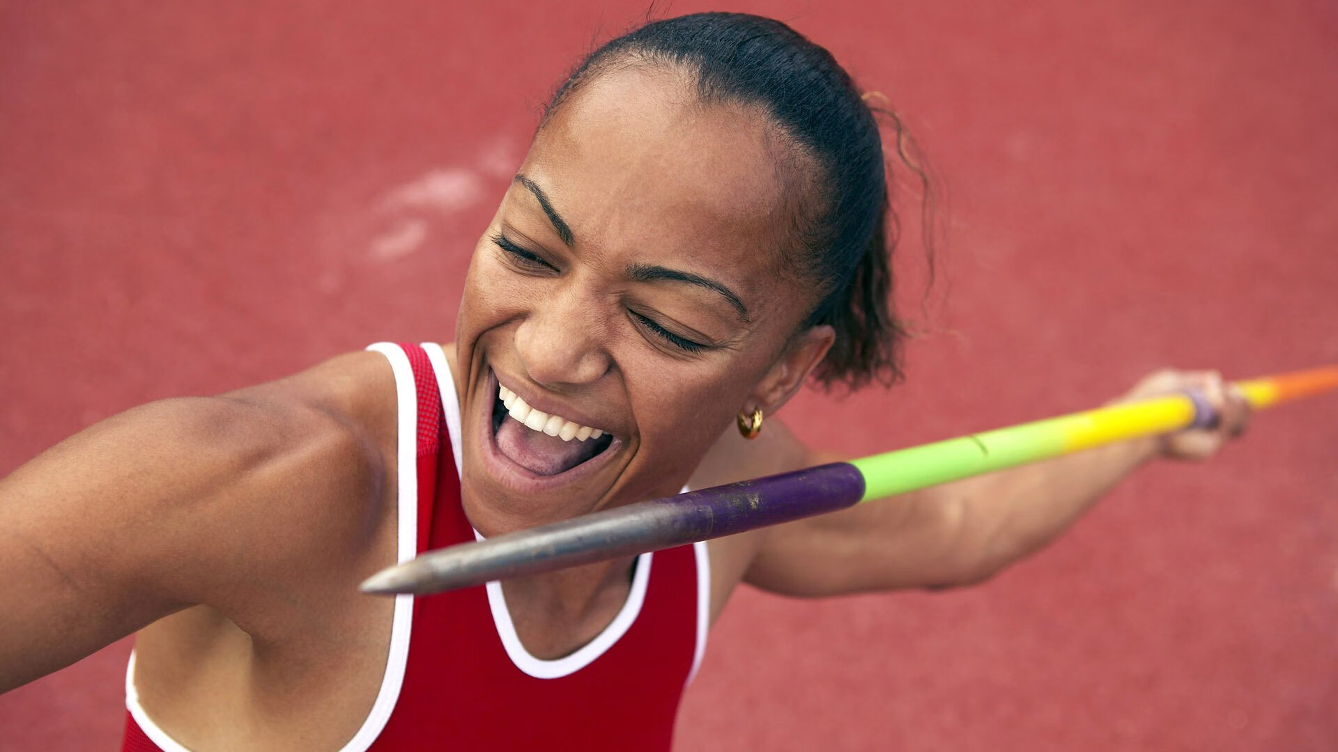 本泽马完美发挥映衬冰岛式制霸，当个人英雄主义遇上团队铁律